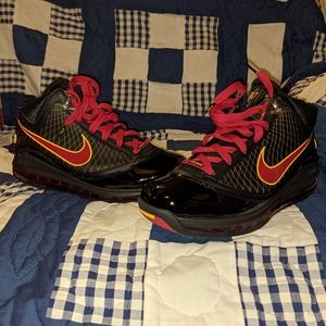 Lebron 7 Fairfax PE Retro Size 9.5